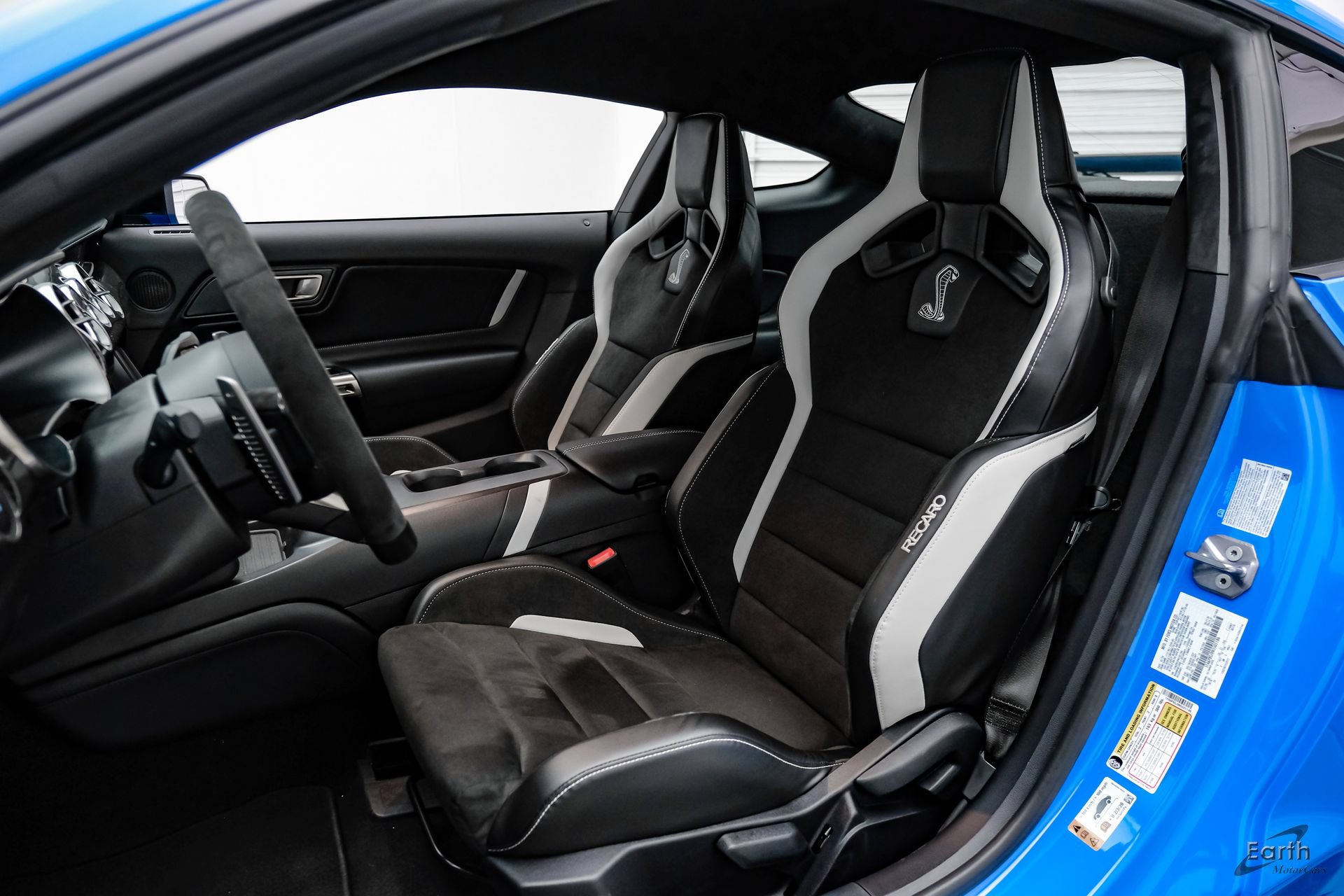 Used 2022 Ford Mustang Shelby GT500 w/ Carbon Fiber Track Pack RWD image 47