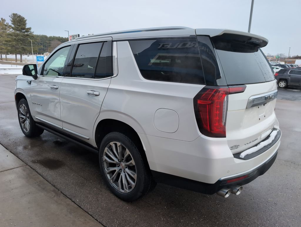 Used 2021 GMC Yukon Denali w/ Denali Premium Package AWD/4WD image 6