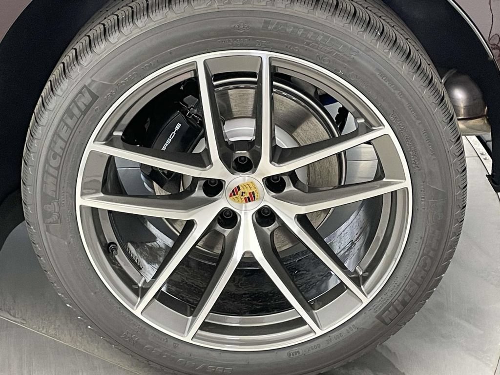 New 2026 Porsche Macan AWD/4WD image 12