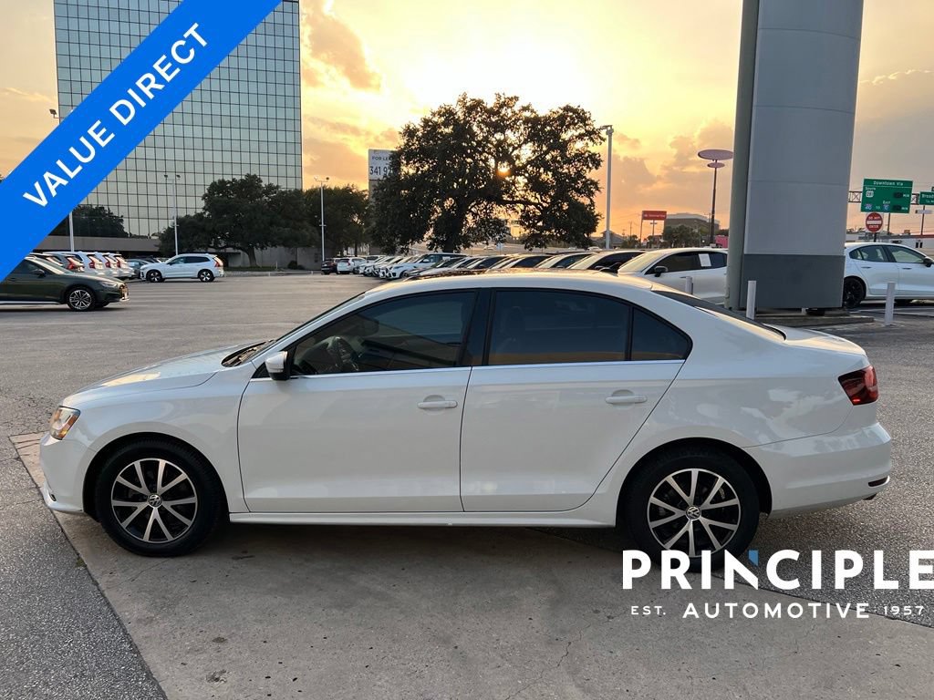 Used 2017 Volkswagen Jetta SE FWD image 5