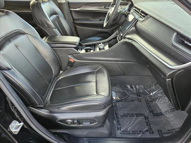 Used 2023 Jeep Grand Cherokee L Limited image 21