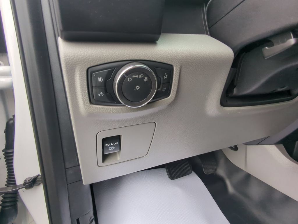 Used 2018 Ford F150 XL w/ Equipment Group 101A Mid AWD/4WD image 14