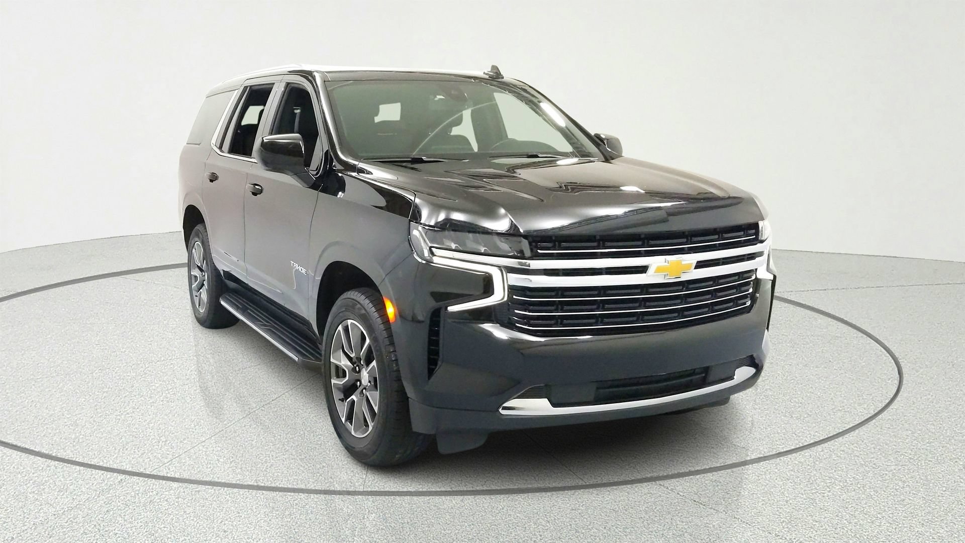 Certified 2021 Chevrolet Tahoe LT w/ Rear Media and Nav Package AWD/4WD image 7