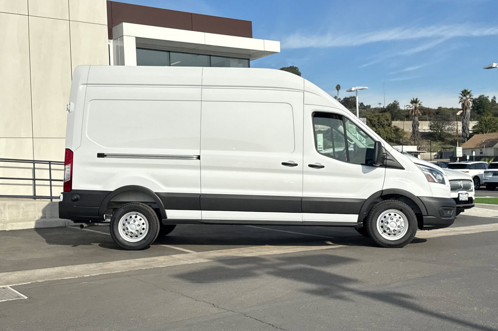 New 2026 Ford E-Transit 148 High Roof Extended image 2