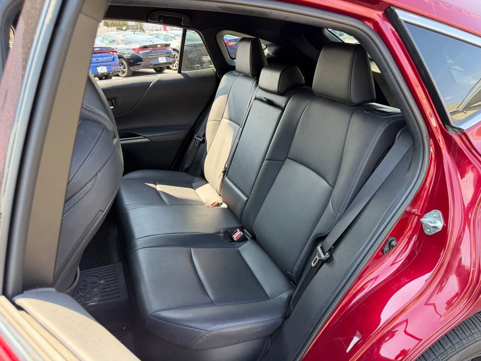 Used 2024 Toyota Venza Nightshade image 23