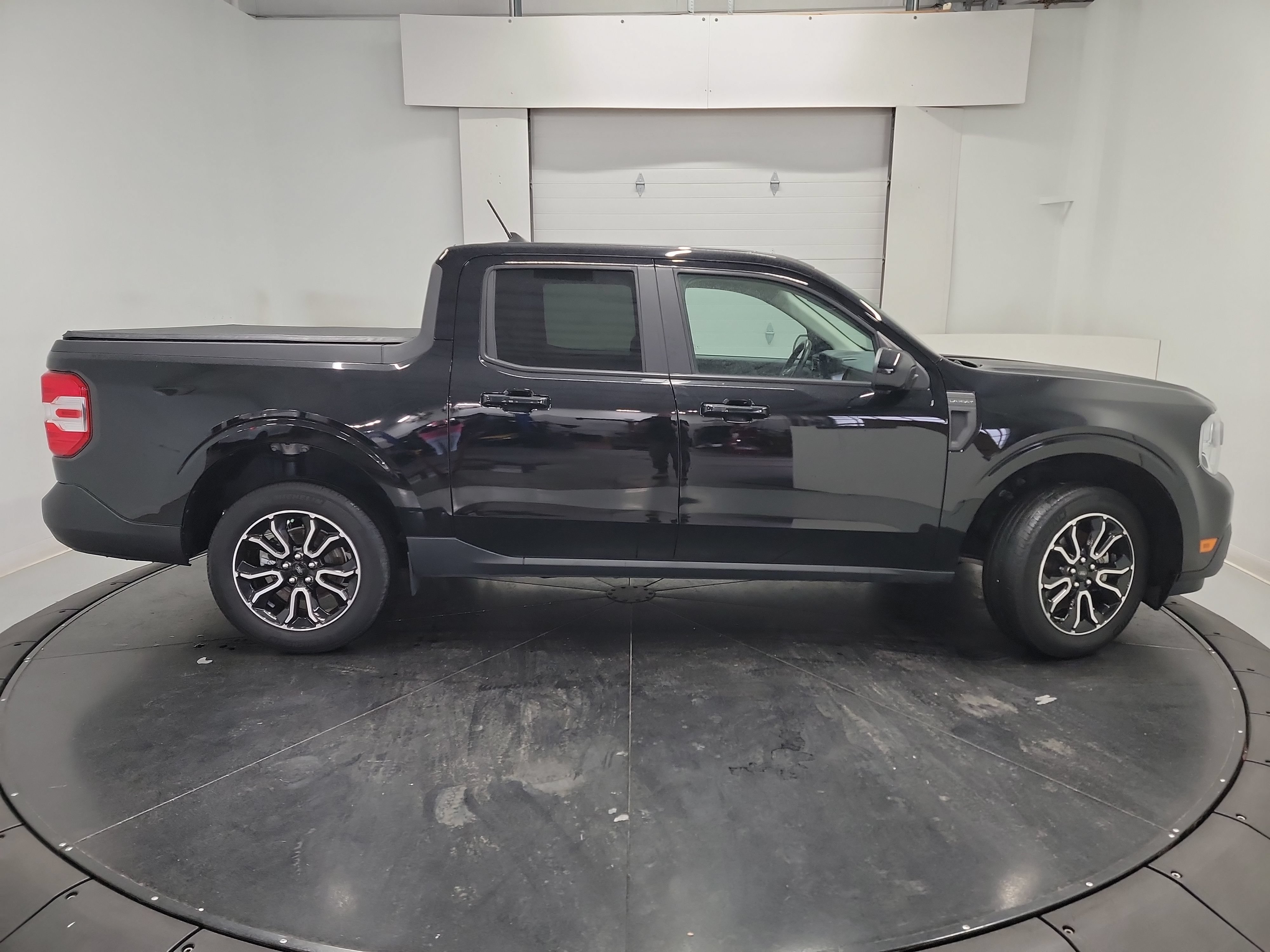 Used 2022 Ford Maverick Lariat w/ Equipment Group 500A Standard AWD/4WD image 11