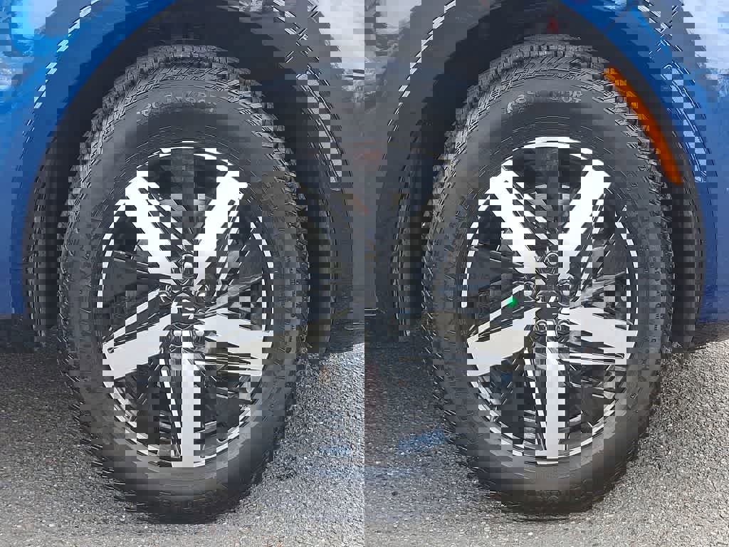 Used 2023 Kia Sorento S w/ Panoramic Sunroof Package image 26