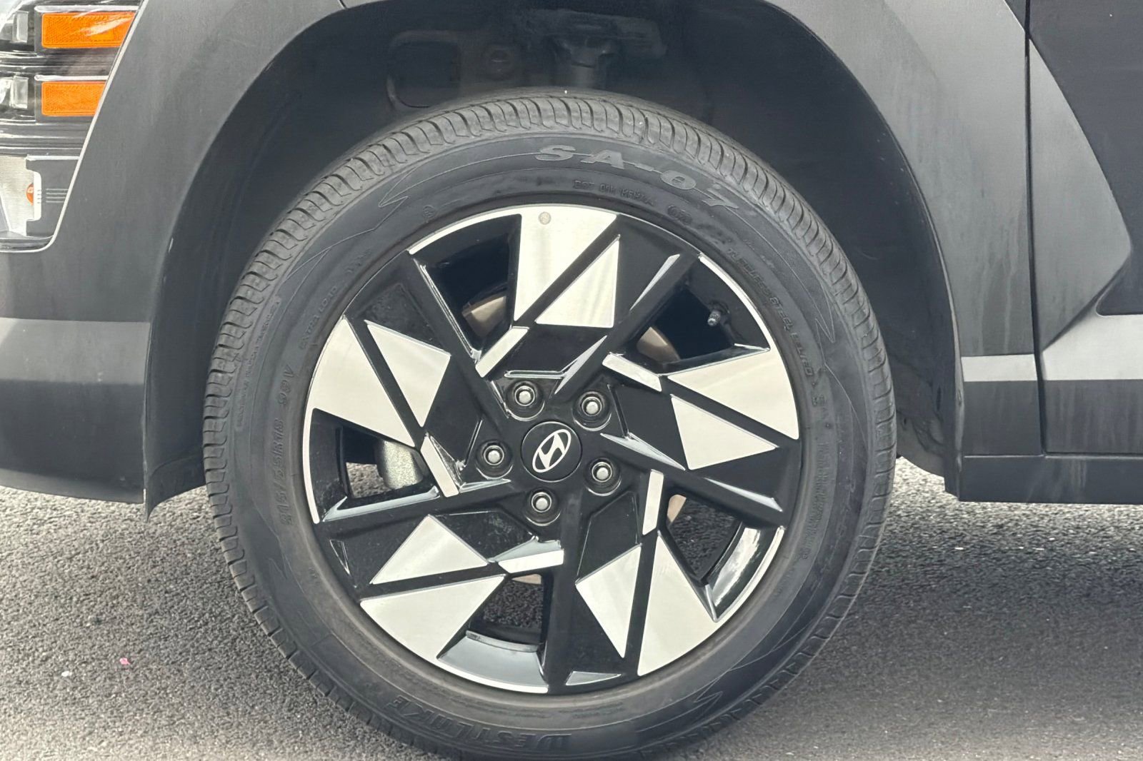 Used 2025 Hyundai Kona SEL AWD/4WD image 26