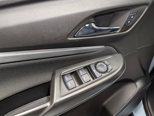 Certified 2023 Chevrolet Bolt EUV LT w/ Comfort Package FWD image 16