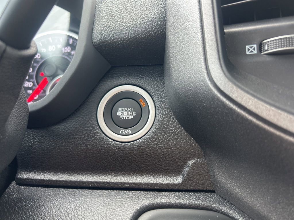 New 2025 RAM 5500 Tradesman AWD/4WD image 21