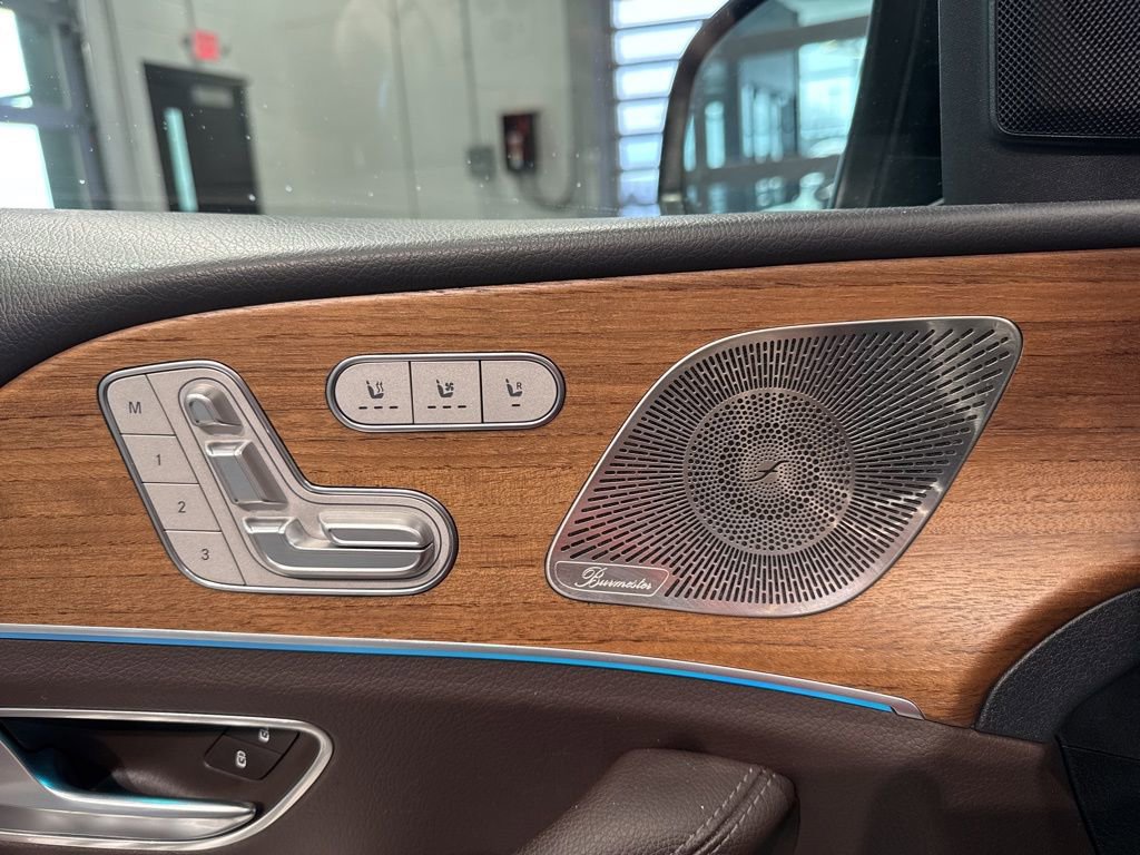 Used 2023 Mercedes-Benz GLS 450 4MATIC w/ AMG Line Exterior image 12