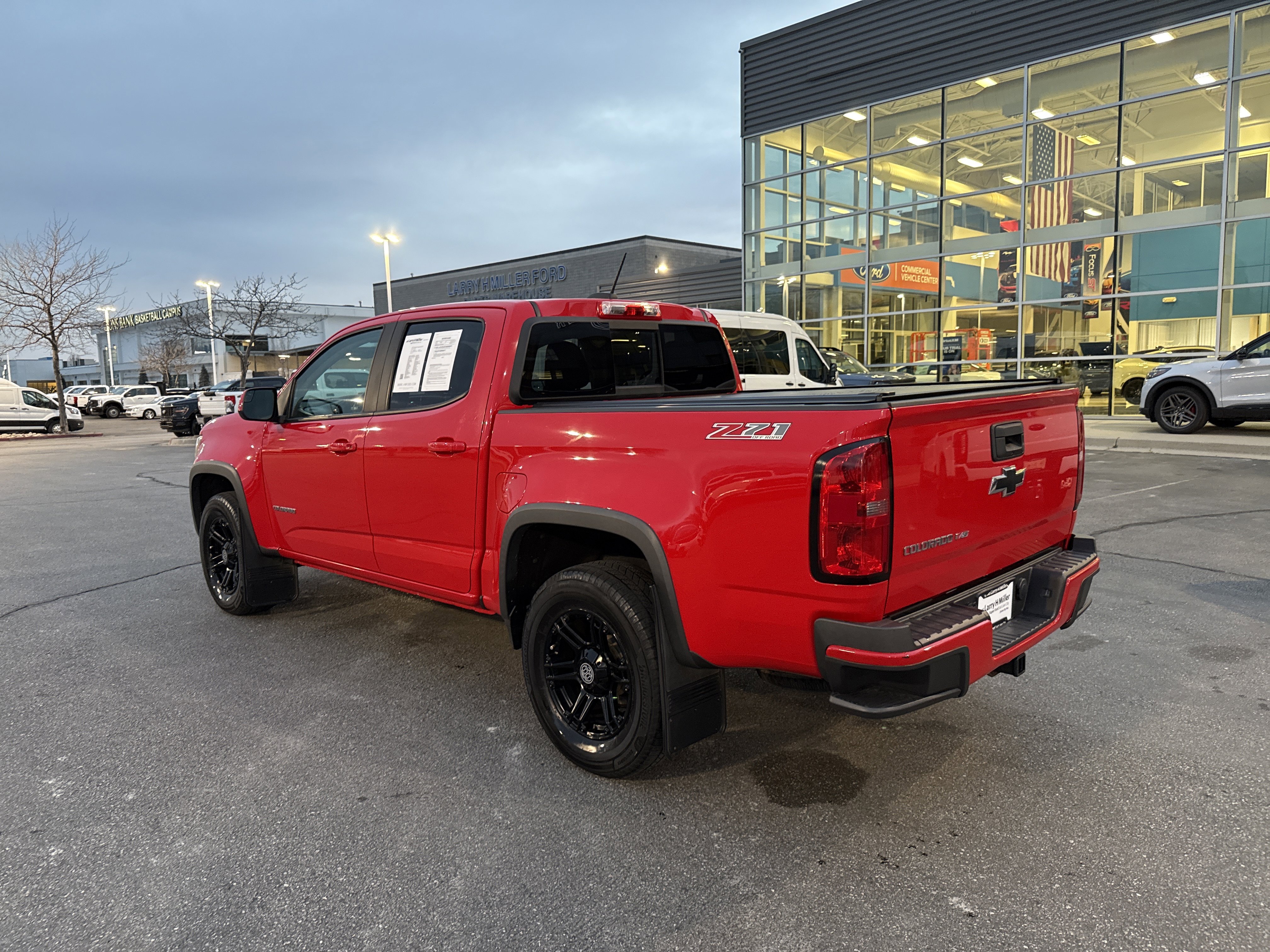 Used 2017 Chevrolet Colorado Z71 image 3