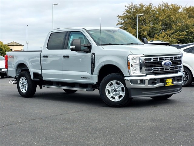 New 2025 Ford F250 XLT image 1
