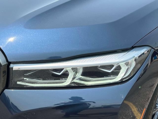Used 2022 BMW 750i xDrive w/ Luxury Rear Seating Package AWD/4WD image 10