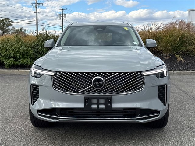 New 2026 Volvo XC90 T8 Plus image 6