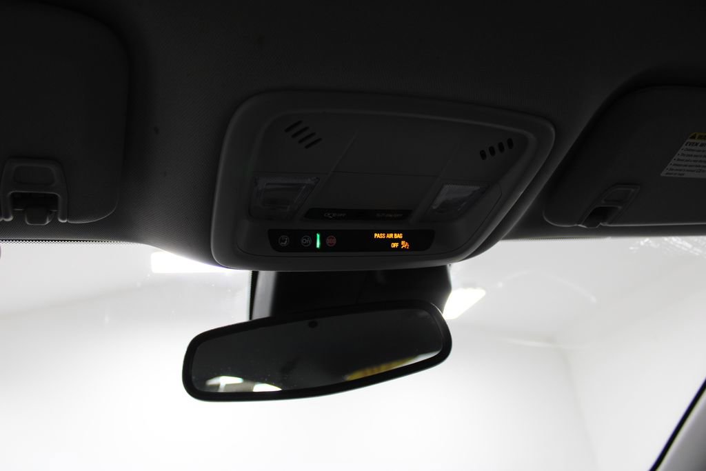 Used 2023 Chevrolet Malibu LT image 44