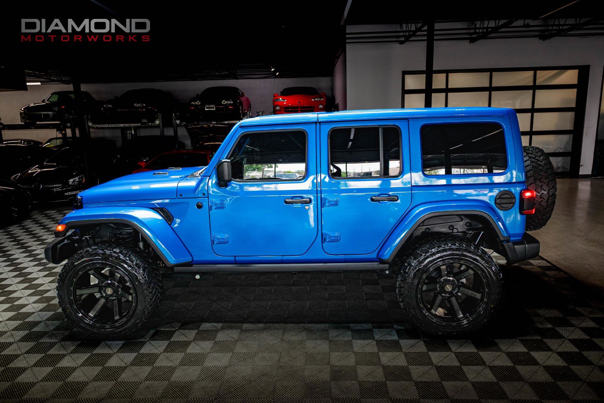 Used 2024 Jeep Wrangler Unlimited Sahara w/ Technology Group image 58