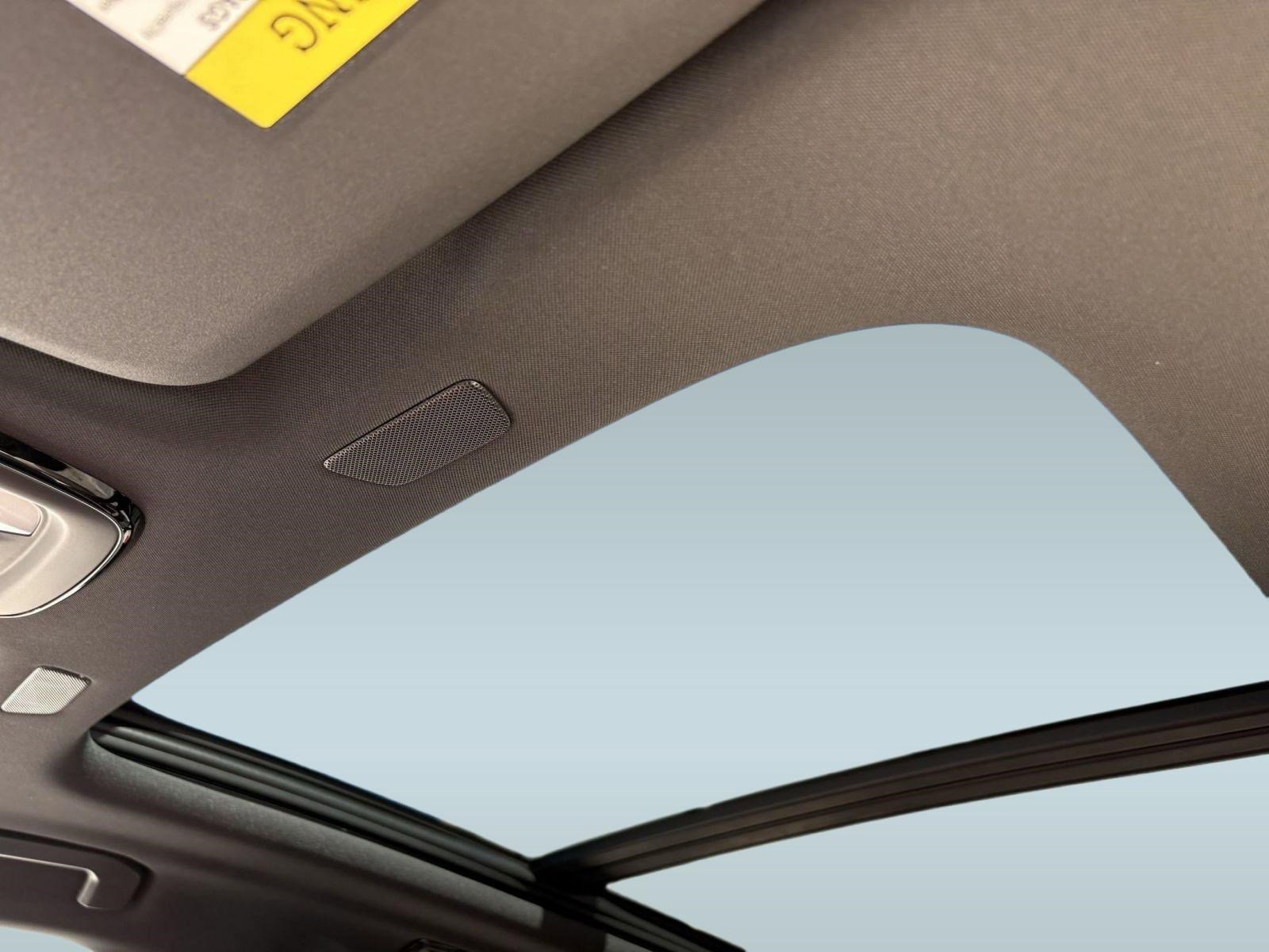 Used 2026 Volvo XC60 B5 Core w/ Climate Package image 15