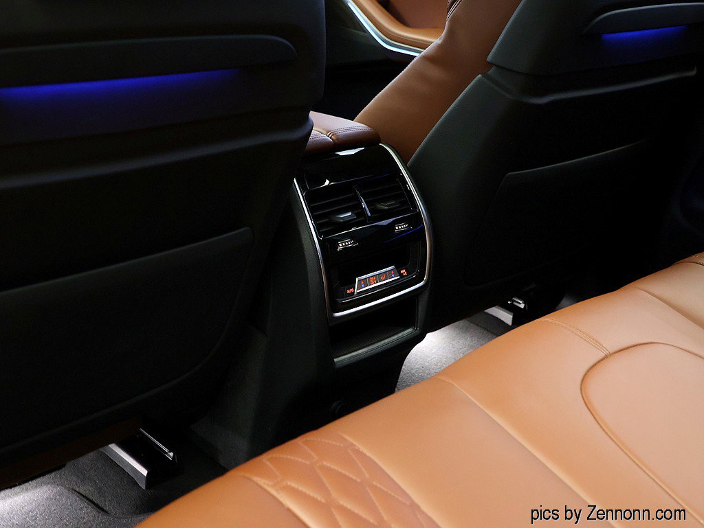 Certified 2023 BMW X5 xDrive45e w/ Executive Package image 15