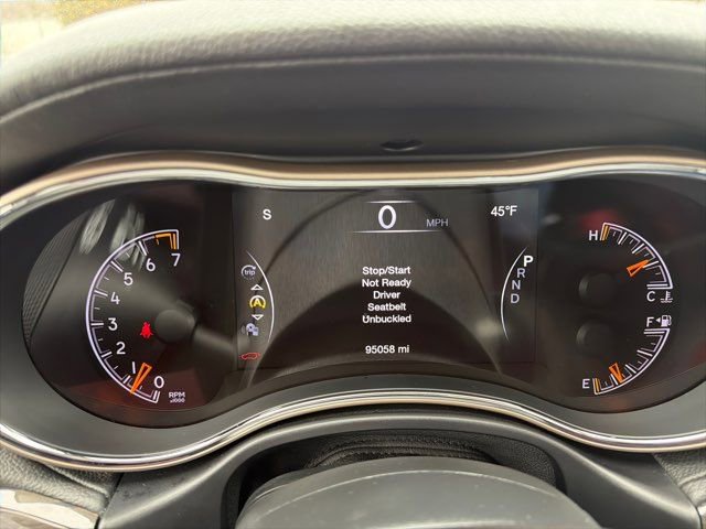 Used 2017 Jeep Grand Cherokee Overland image 33