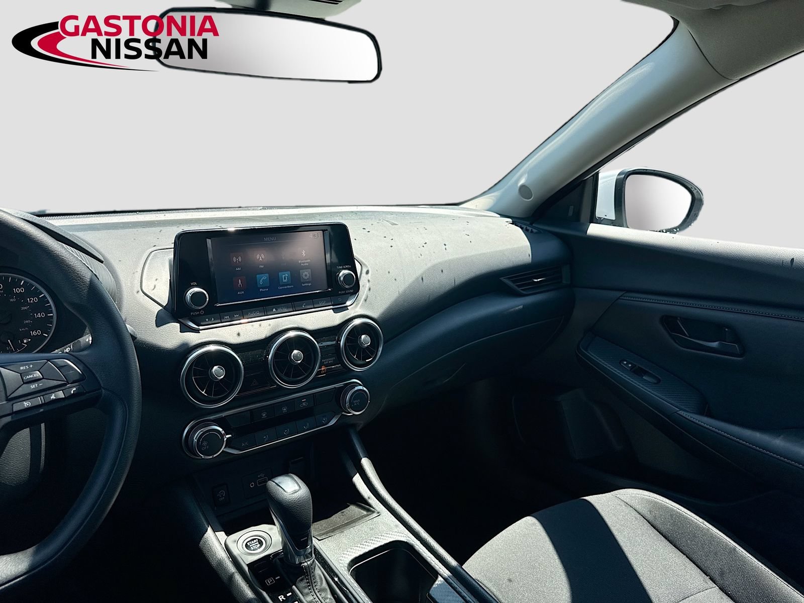 Used 2025 Nissan Sentra S FWD image 30