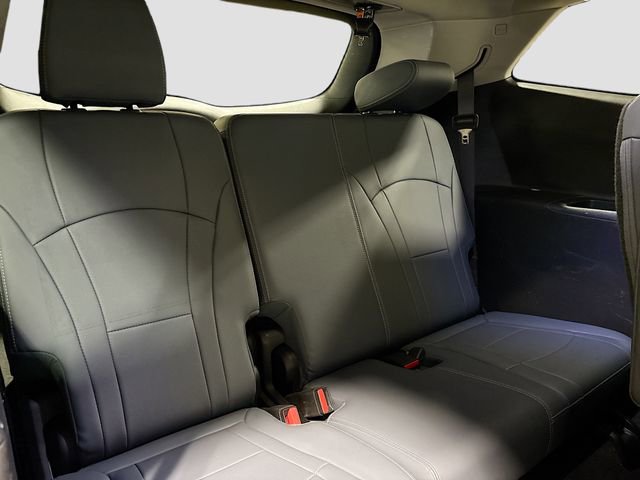 Used 2019 Buick Enclave Essence FWD image 29