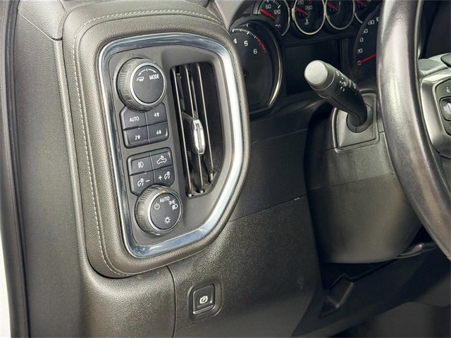 Used 2022 Chevrolet Silverado 1500 LT Trail Boss w/ Convenience Package II image 10