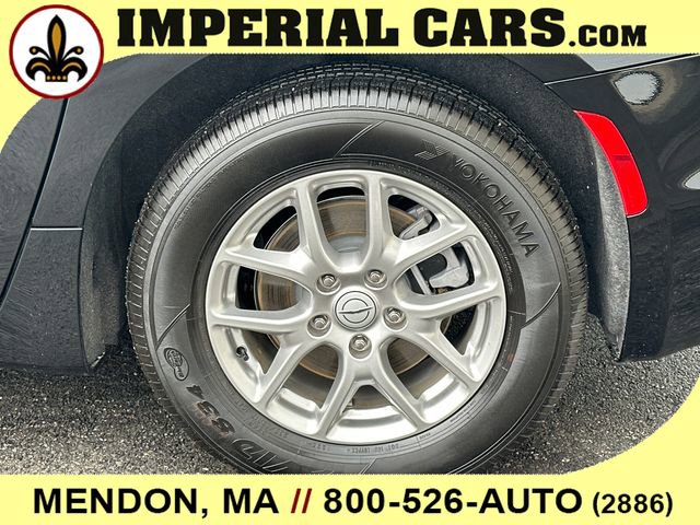 New 2026 Chrysler Pacifica Select image 9