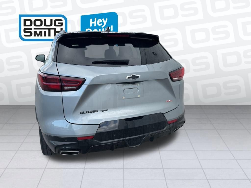 Used 2024 Chevrolet Blazer RS w/ Driver Confidence II Package image 5