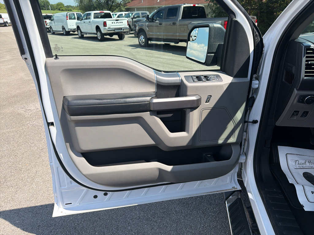 Used 2019 Ford F150 XLT w/ Equipment Group 302A Luxury RWD image 9