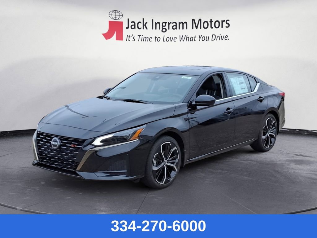 New 2025 Nissan Altima 2.5 SR w/ SR Premium Package 360° Tour