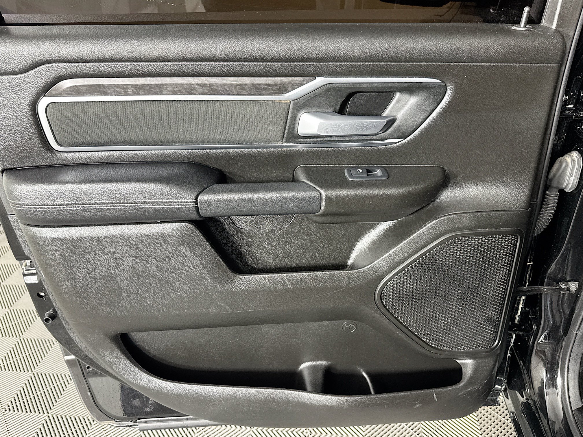 Used 2024 RAM 1500 Lone Star RWD image 24