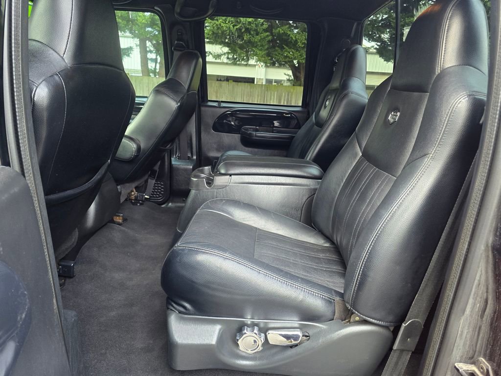 Used 2004 Ford F250 Harley-Davidson image 24