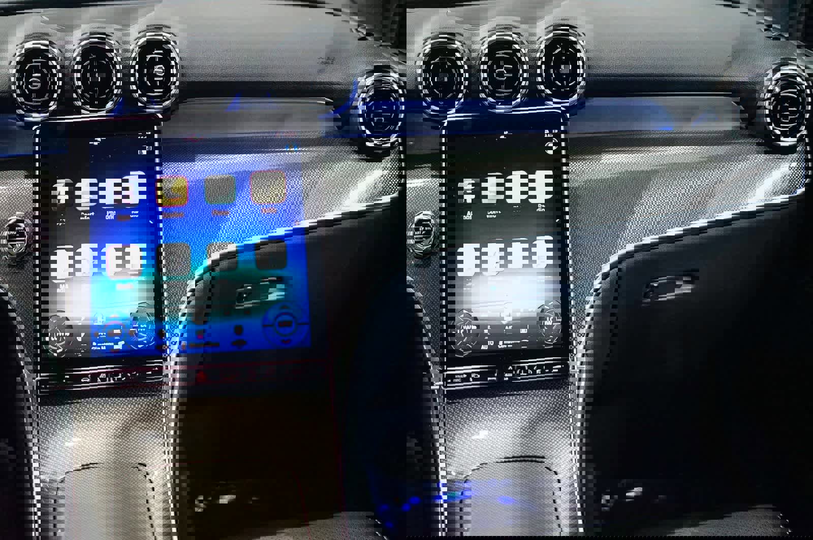 Certified 2025 Mercedes-Benz GLC 300 image 12