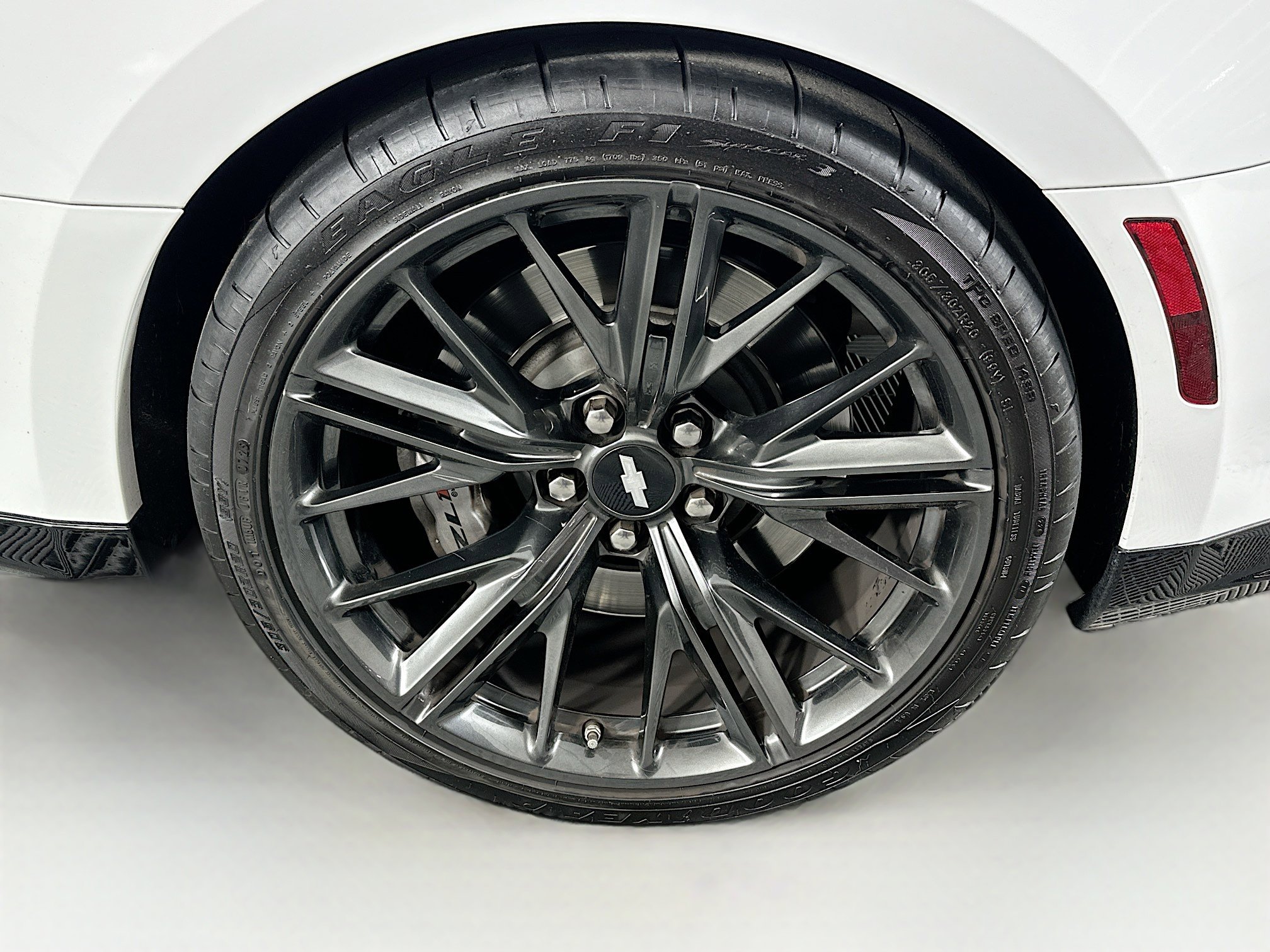 Used 2017 Chevrolet Camaro ZL1 image 11