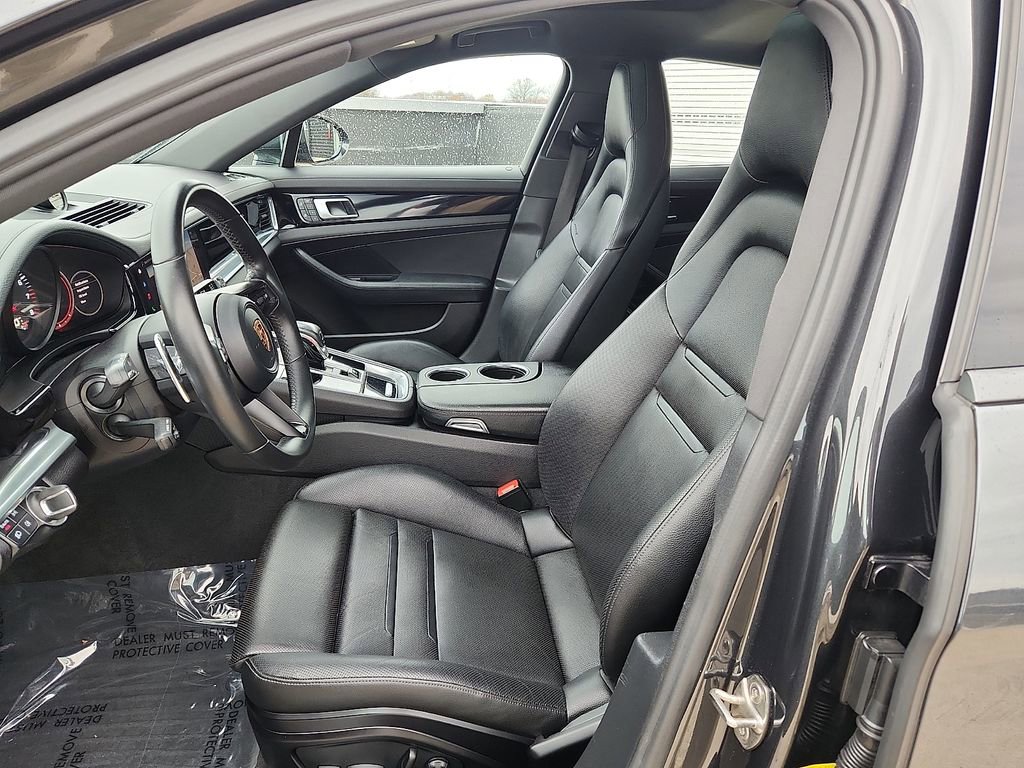 Used 2022 Porsche Panamera image 12