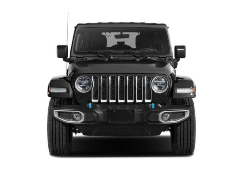 Used 2023 Jeep Wrangler Unlimited Sahara w/ Cold Weather Group image 8