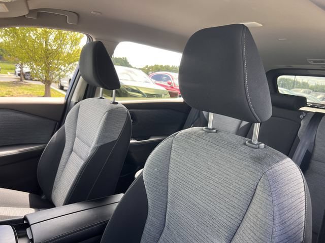 Used 2023 Nissan Rogue SV FWD image 13