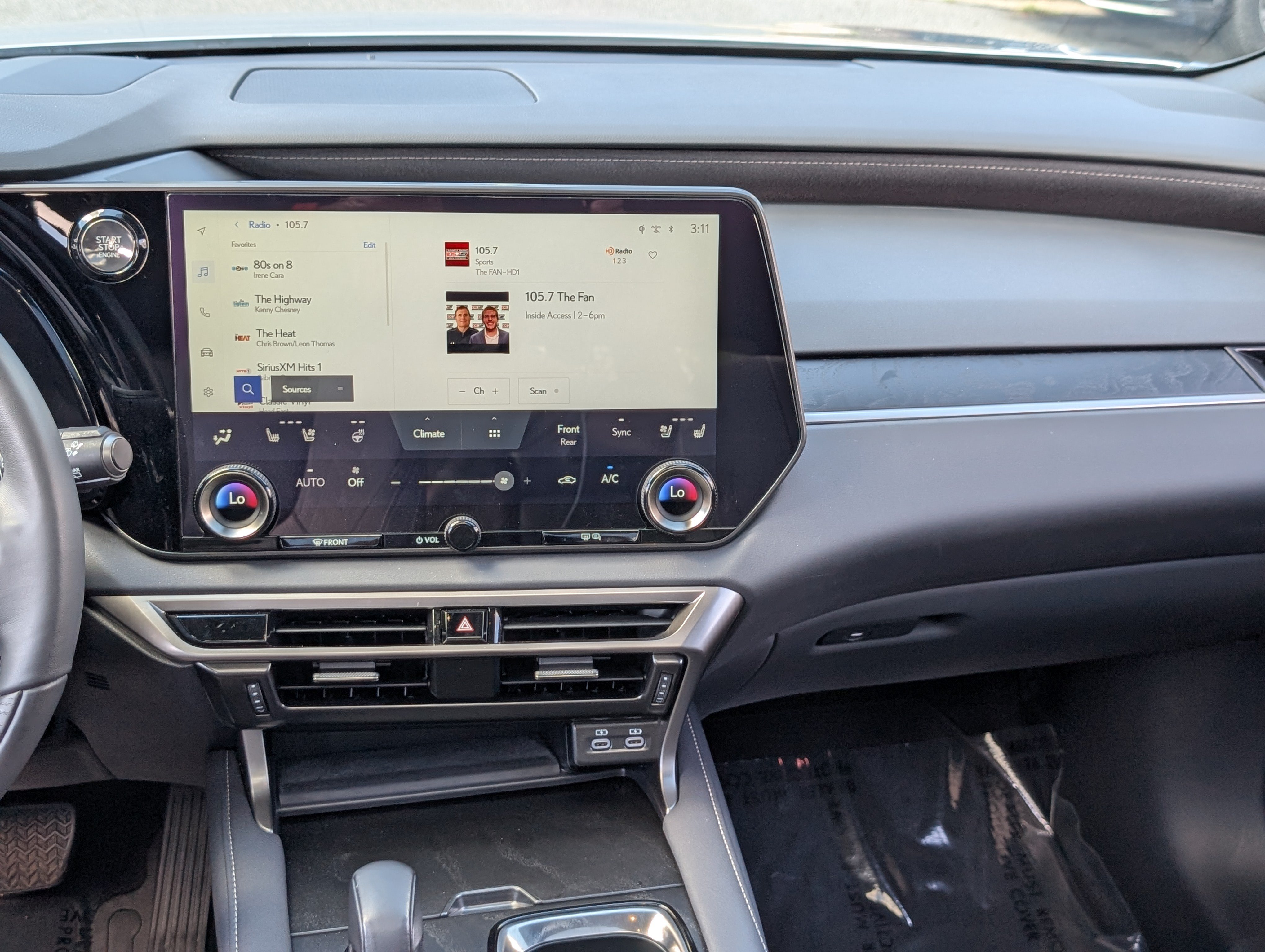Certified 2024 Lexus RX 350 AWD w/ Technology Package image 19