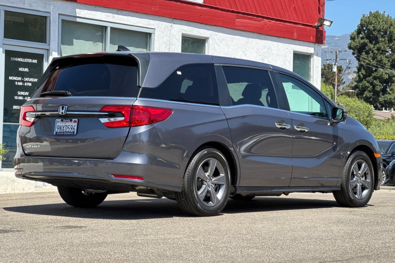 Used 2024 Honda Odyssey EX image 4