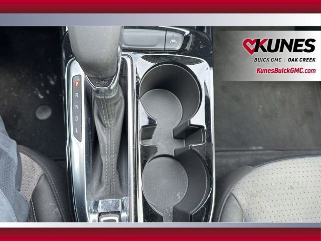 Used 2025 Chevrolet Trax LT image 19