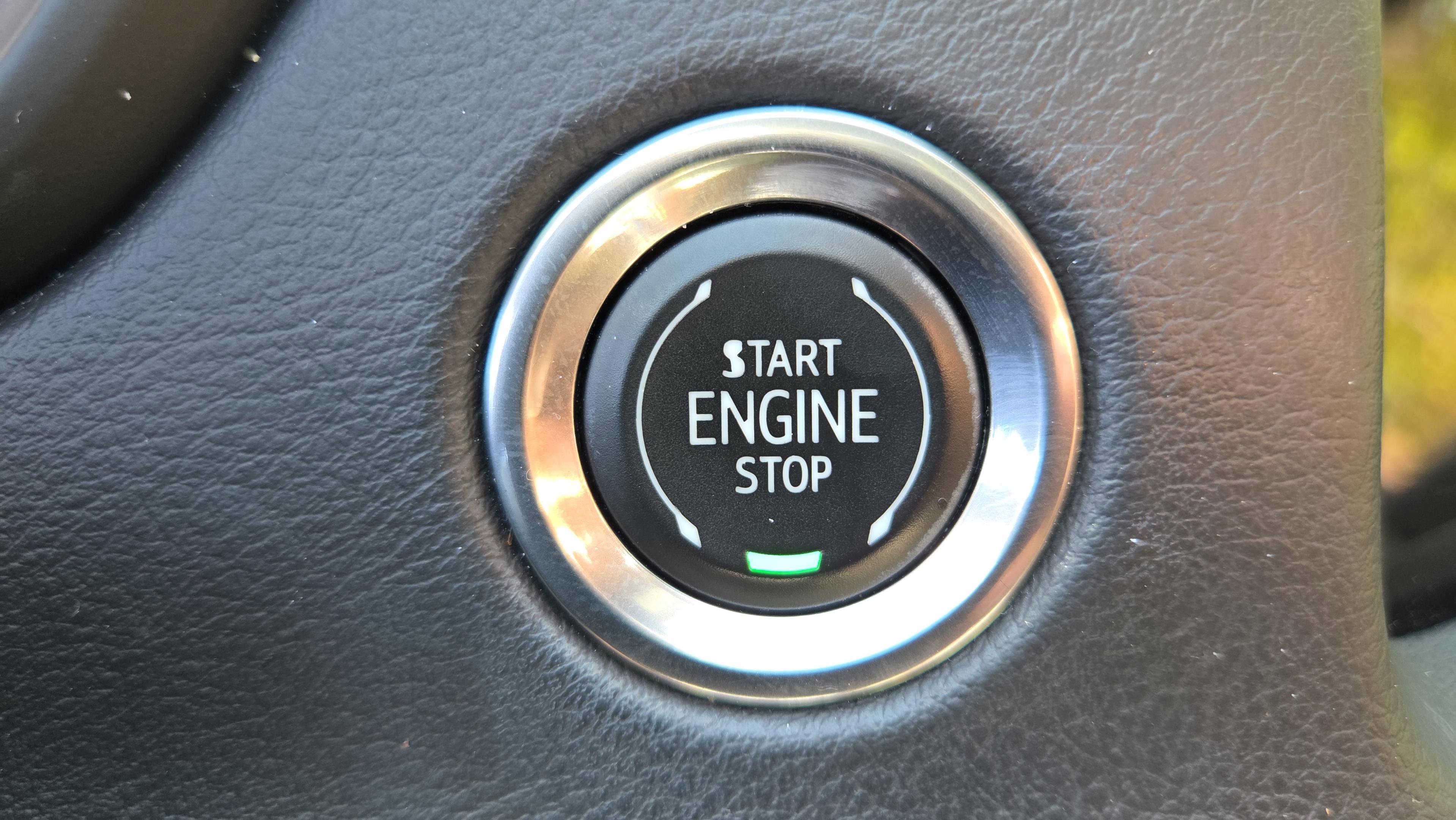 Used 2021 Cadillac XT4 Sport w/ Driver Awareness Package image 28