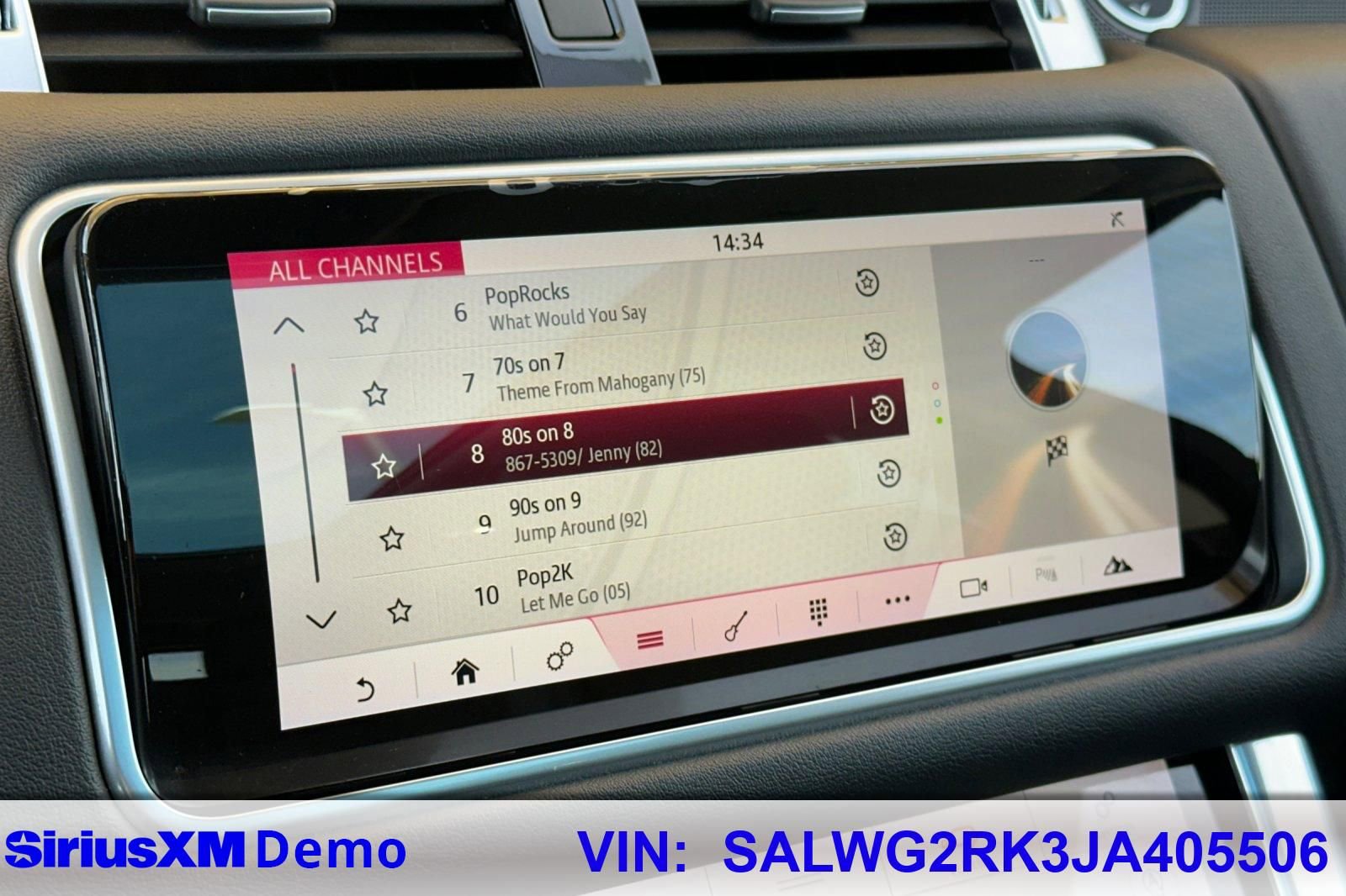 Used 2018 Land Rover Range Rover Sport SE image 37