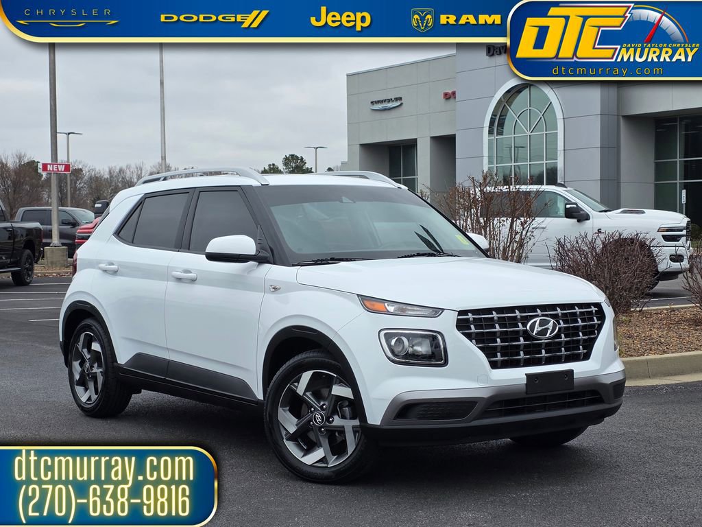 Used 2022 Hyundai Venue SEL image 1