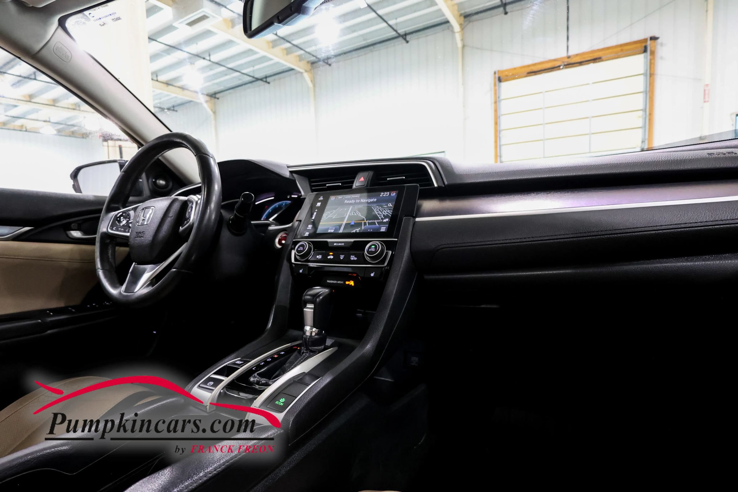 Used 2017 Honda Civic Touring image 34