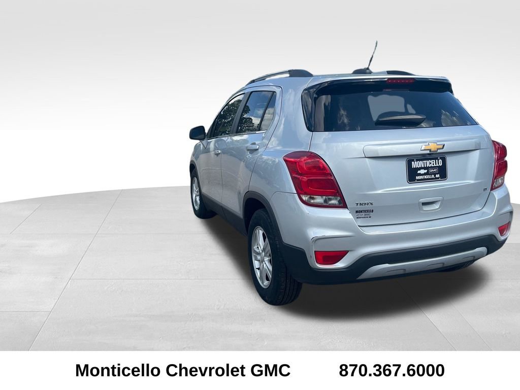 Used 2020 Chevrolet Trax LT FWD image 5