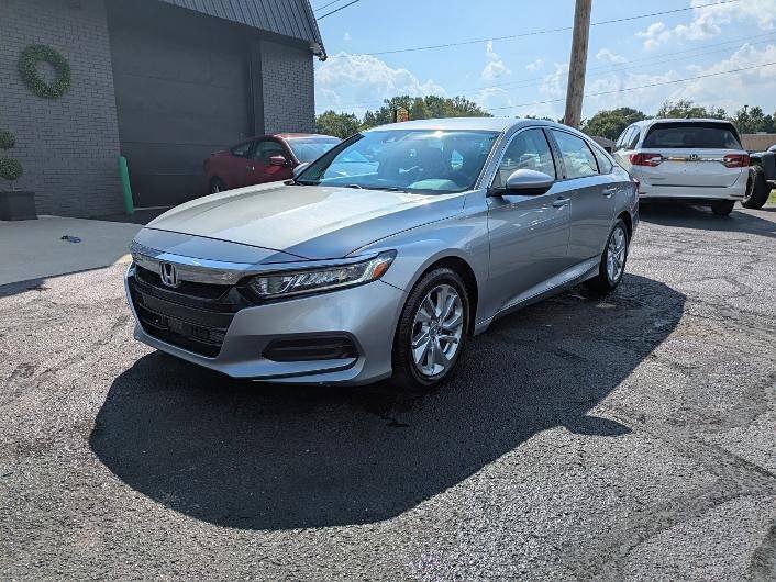 Used 2019 Honda Accord LX image 2