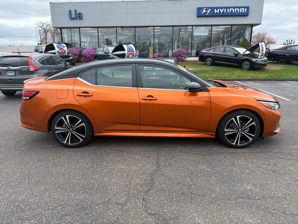 Used 2022 Nissan Sentra SR w/ Electronics Package image 2