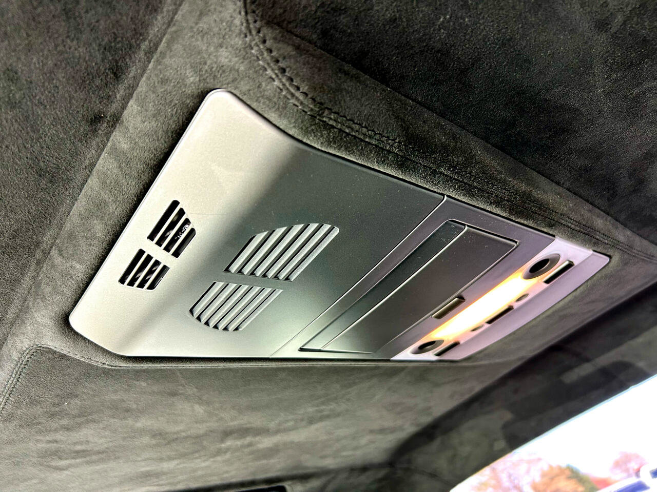 Used 2005 BMW 760i image 28