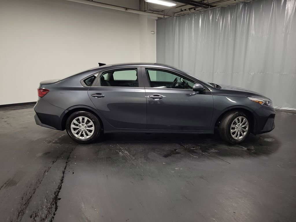 Used 2024 Kia Forte LX image 9